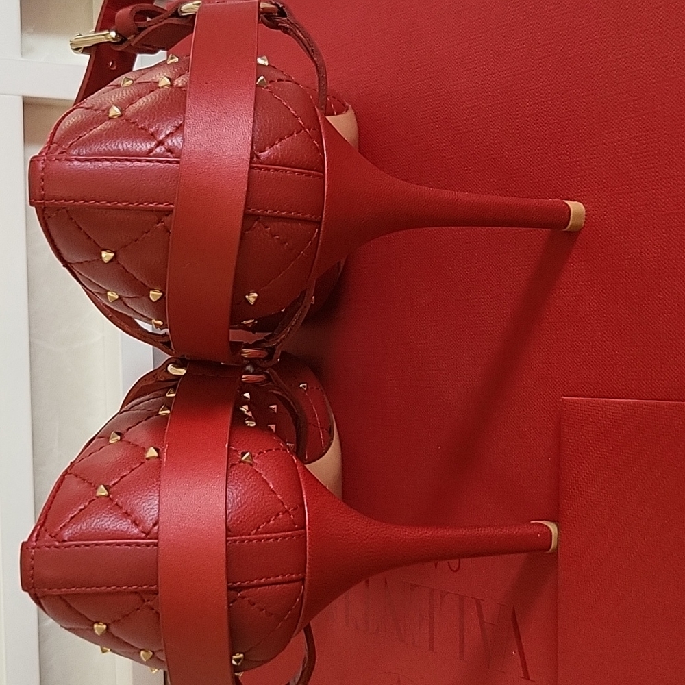 VALENTINO Red Rockstud Pumps - Picture 6 of 6